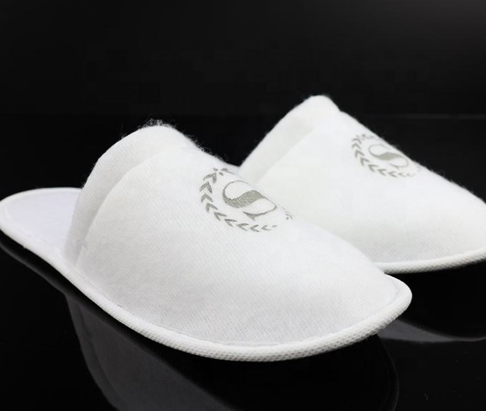 Custom Closed Toe White Poly Terry Disposable Slippers for Hotel Spa Wedding Hospital Travelling Airline Events - Image 4
